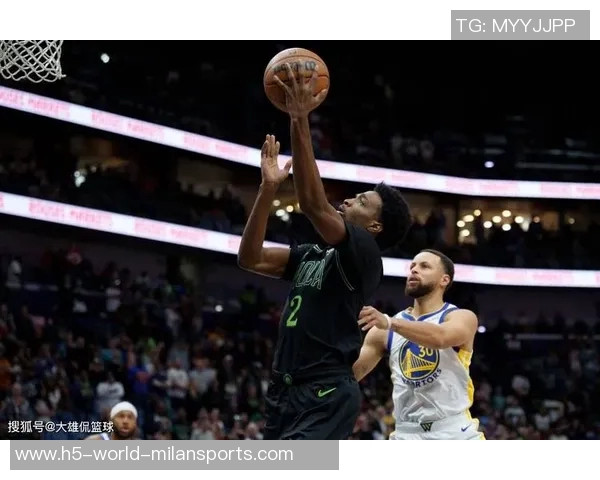 赫伯特琼斯单场8次抢断创队史新纪录自2009年保罗后再现辉煌表现